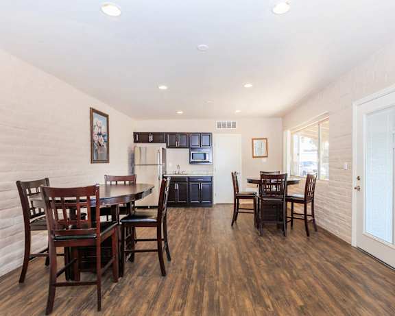 Photo Gallery Image