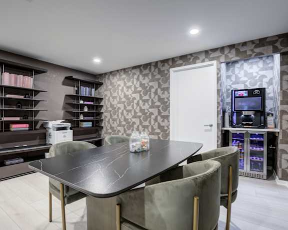 Photo Gallery Image