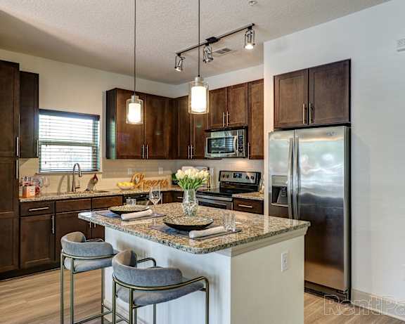 Photo Gallery Image