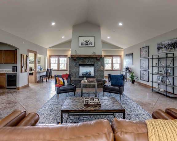 Photo Gallery Image