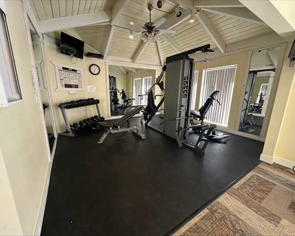 Photo Gallery Image