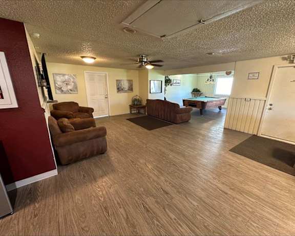 Photo Gallery Image