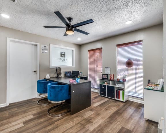 Photo Gallery Image