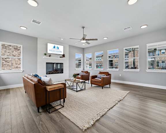 Photo Gallery Image