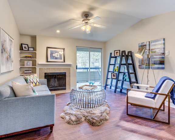 Photo Gallery Image