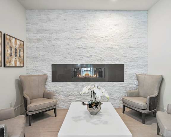 Photo Gallery Image