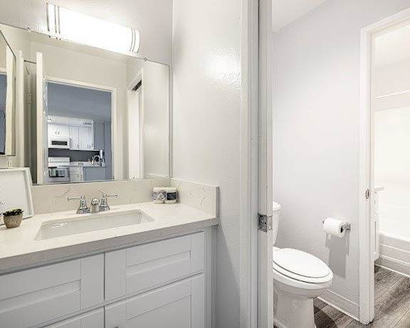Photo Gallery Image