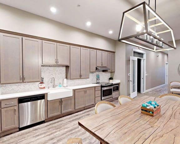Photo Gallery Image