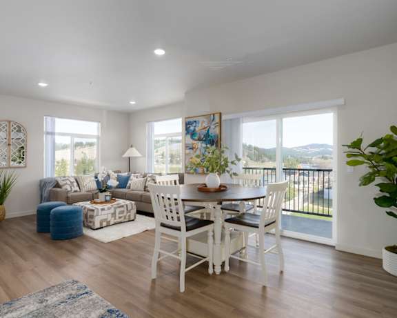 Photo Gallery Image