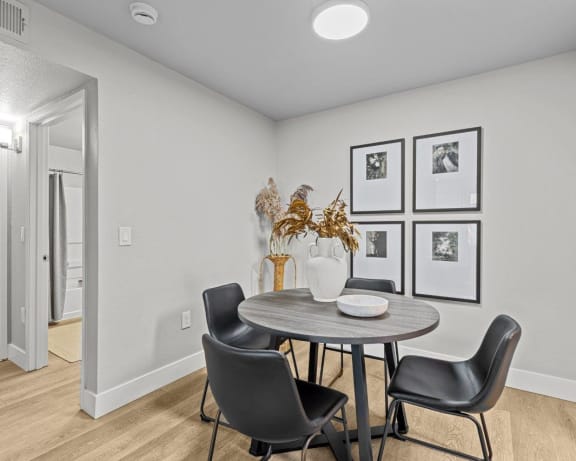 Photo Gallery Image