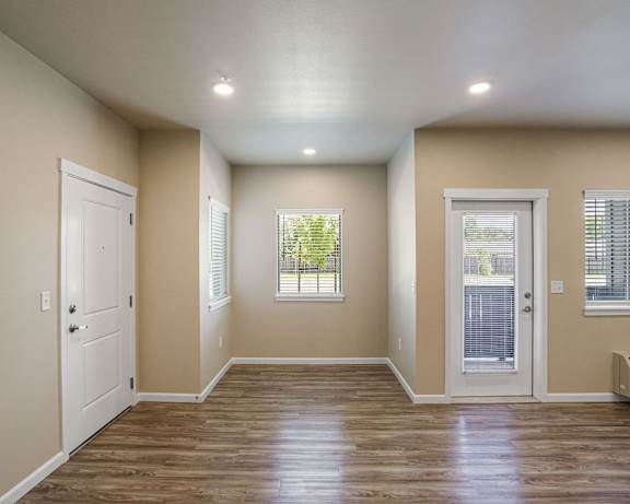 Photo Gallery Image