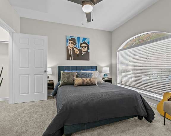 Photo Gallery Image