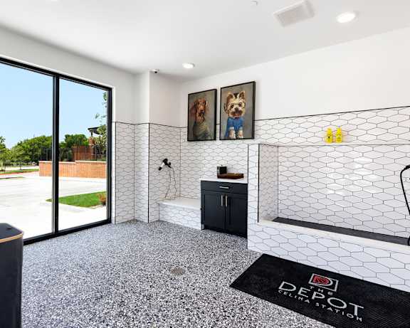 Photo Gallery Image