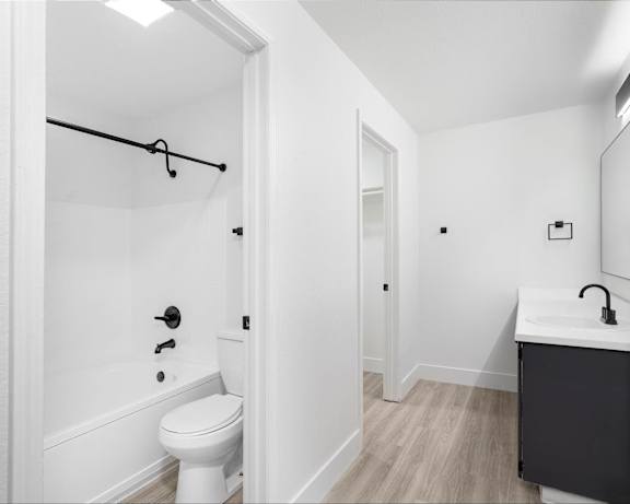 Photo Gallery Image