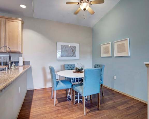 Photo Gallery Image