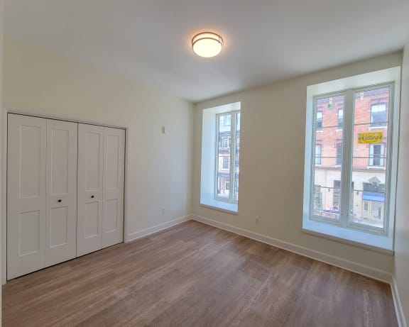 Photo Gallery Image