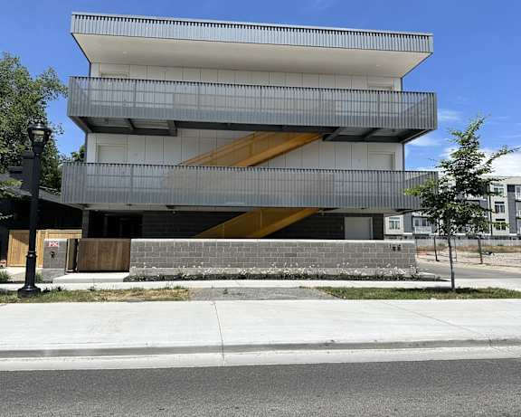 Photo Gallery Image