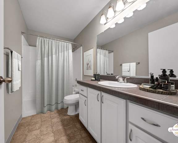 Photo Gallery Image