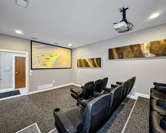 Photo Gallery Image