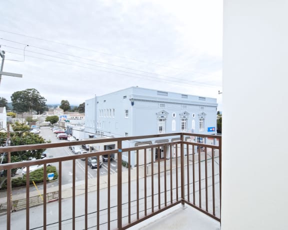 Photo Gallery Image