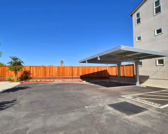 Photo Gallery Image