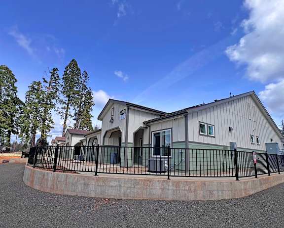 Photo Gallery Image