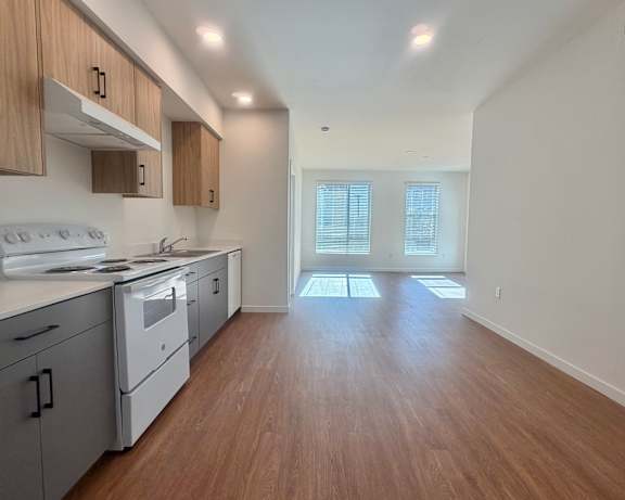 Photo Gallery Image