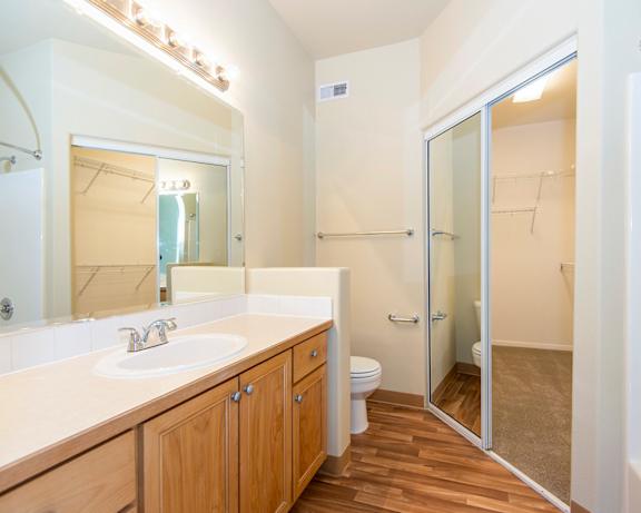 Photo Gallery Image