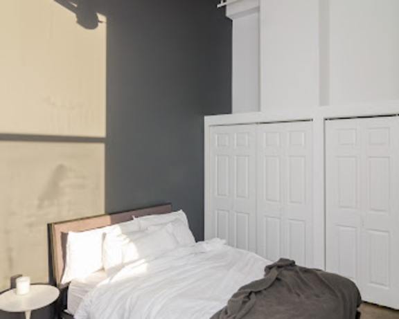 Photo Gallery Image