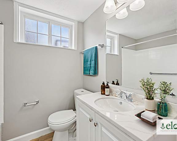 Photo Gallery Image