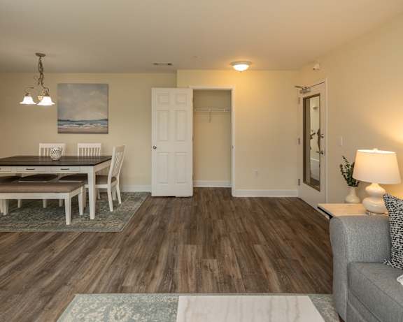 Photo Gallery Image