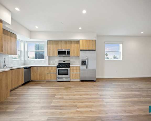 Photo Gallery Image
