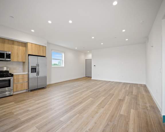 Photo Gallery Image