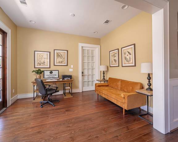 Photo Gallery Image