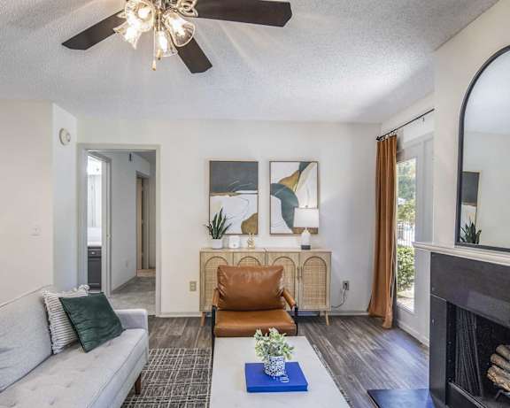 Photo Gallery Image