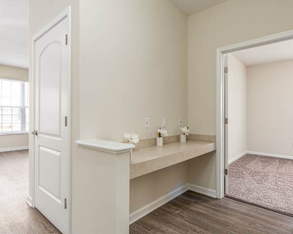 Photo Gallery Image