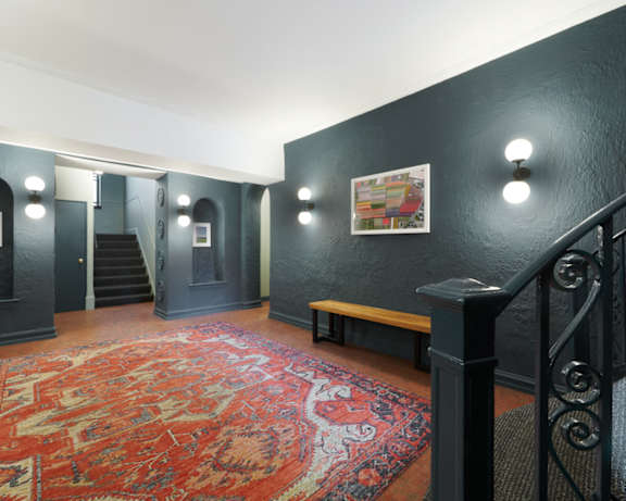 Photo Gallery Image