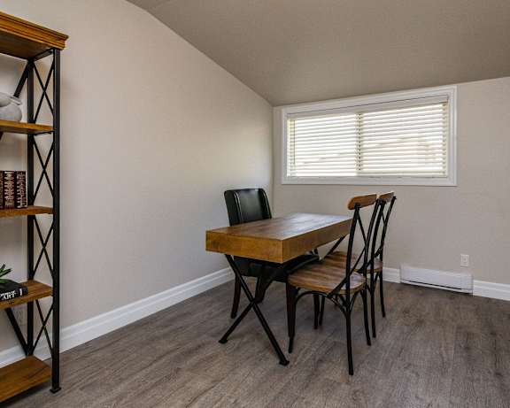 Photo Gallery Image
