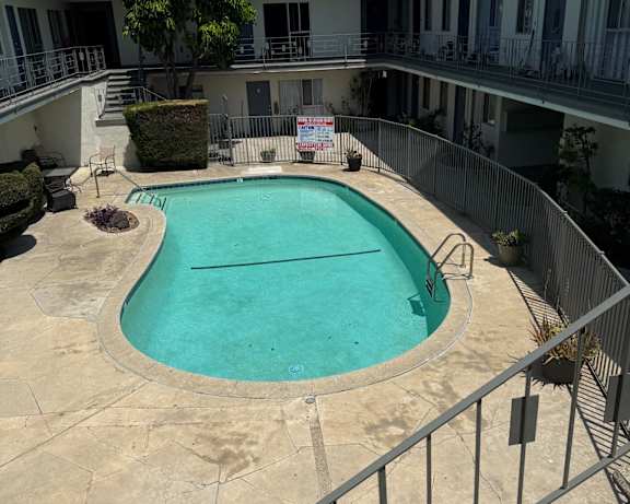 Photo Gallery Image