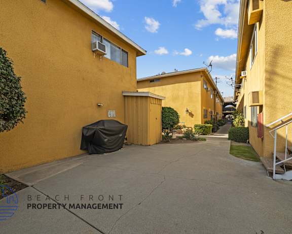Photo Gallery Image