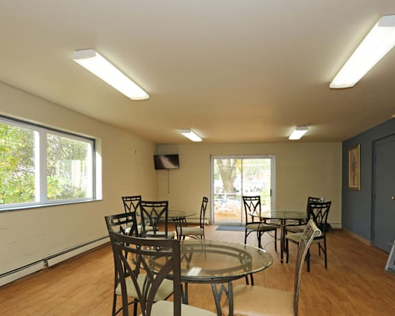Photo Gallery Image