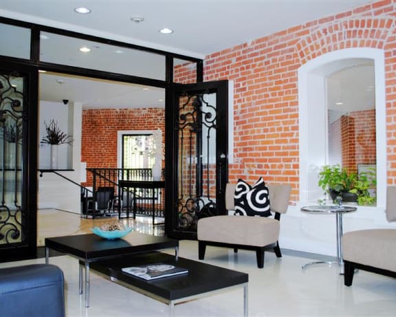 Photo Gallery Image