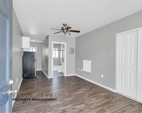 Photo Gallery Image