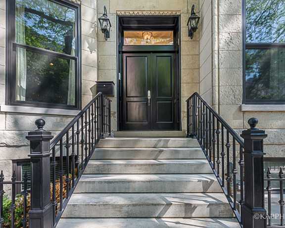 Photo Gallery Image