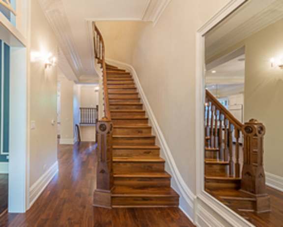 Photo Gallery Image