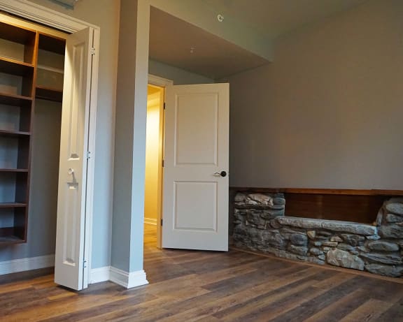 Photo Gallery Image