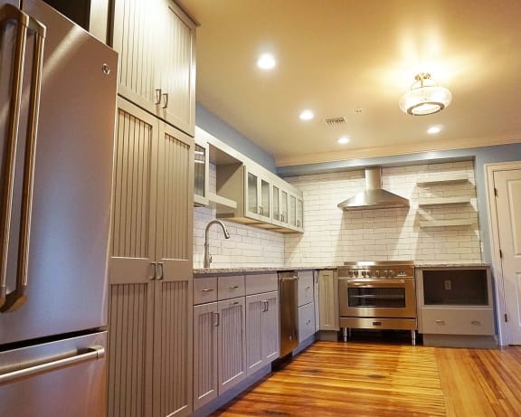 Photo Gallery Image