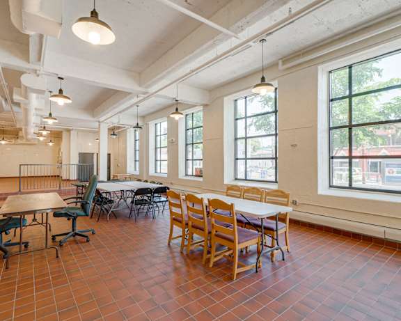 Photo Gallery Image