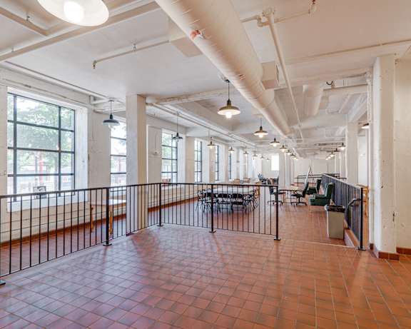 Photo Gallery Image