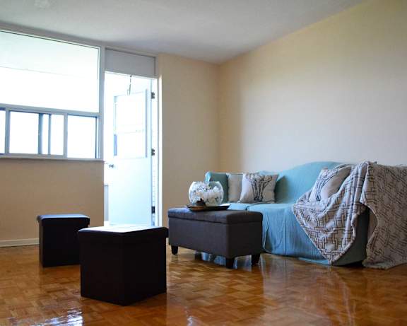 Photo Gallery Image